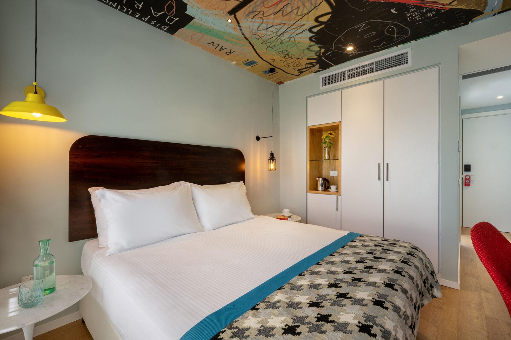 75 Hotel 3*