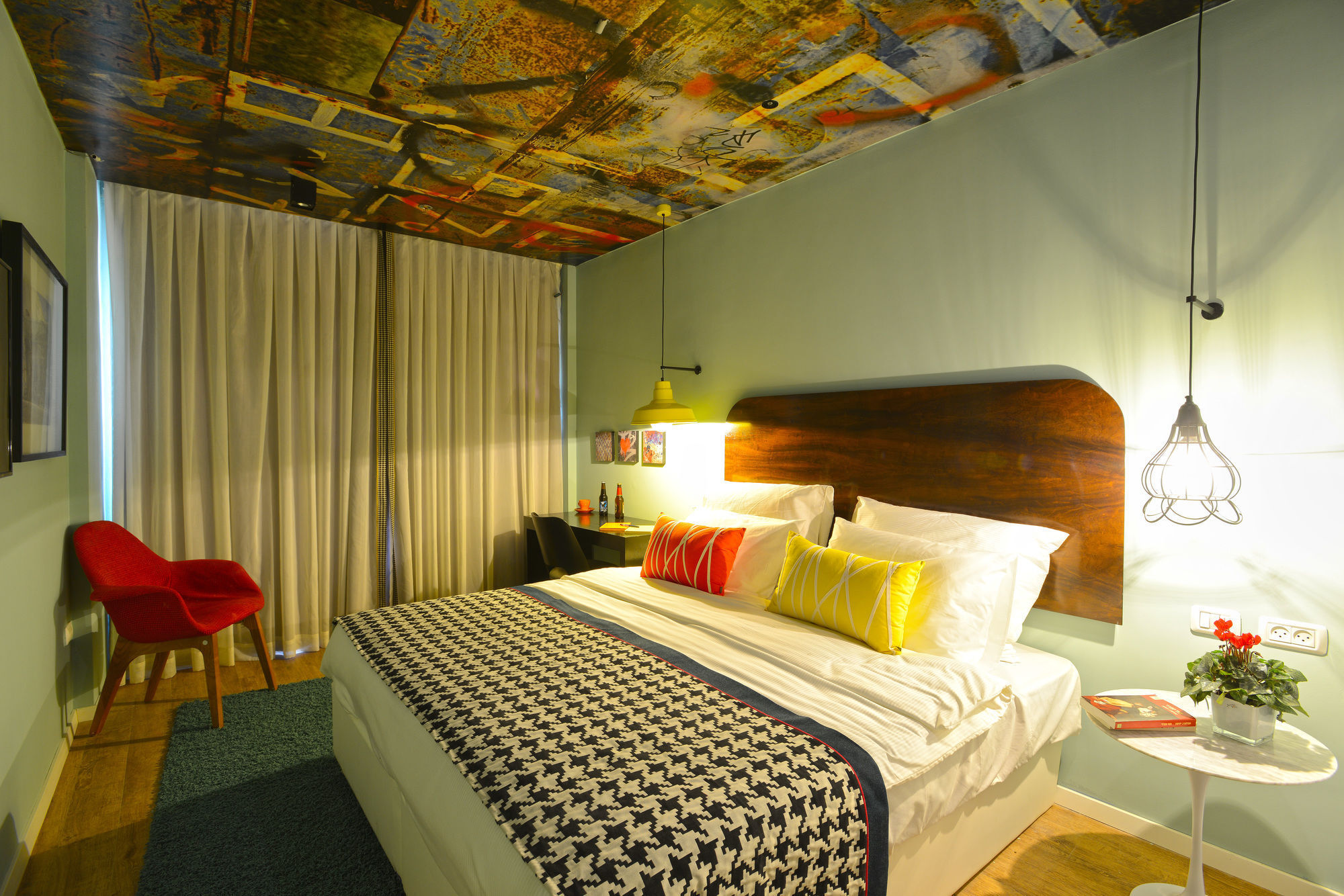 75 By Prima Hotel